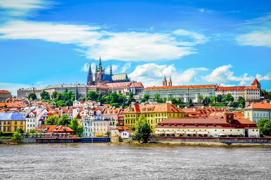 Prague: 45-Minute Sightseeing Cruise to Devil's Channel - Price and value: is $25 worth 45 minutes?