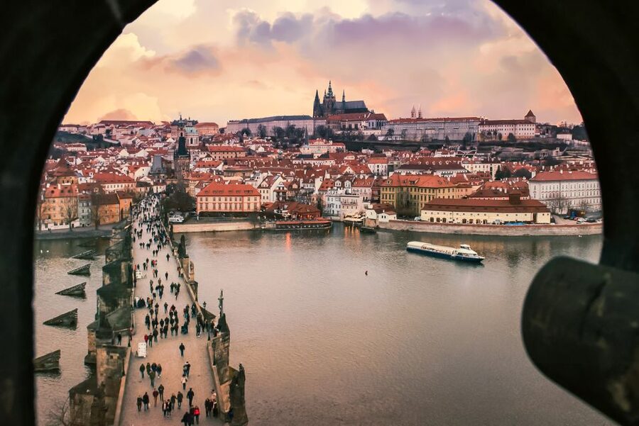 Prague: 50-Minute Sightseeing Evening Cruise - Glowing Prague From Dvořákovo nábř. in Just 50 Minutes