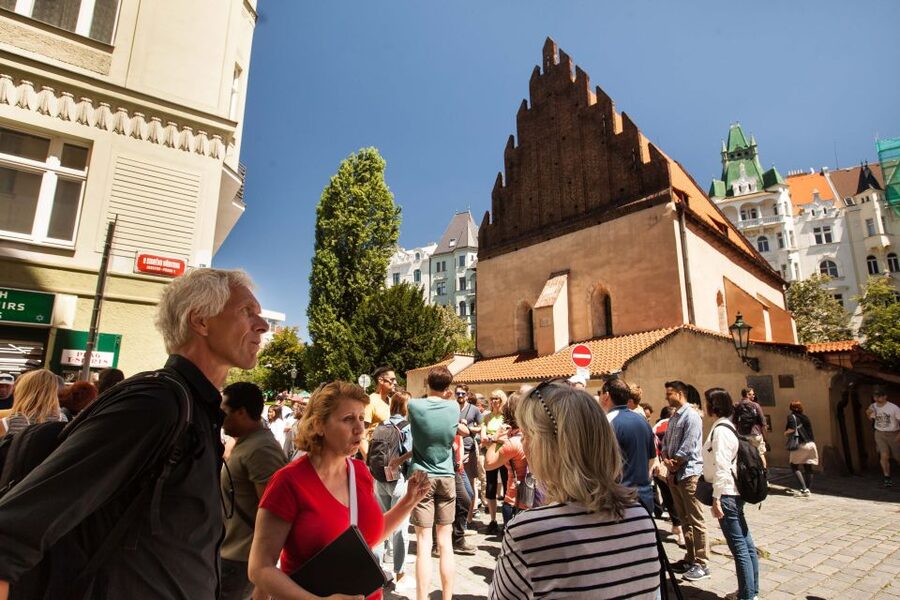Prague: 6-Hour City Tour including Cruise and Lunch - The Jewish Quarter route: Synagogues, cemeteries, and the Spanish Synagogue stop