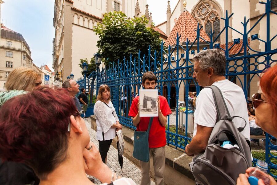 Prague: 6-Hour City Tour including Cruise and Lunch - Price and value of $115 for a 6-hour guided overview