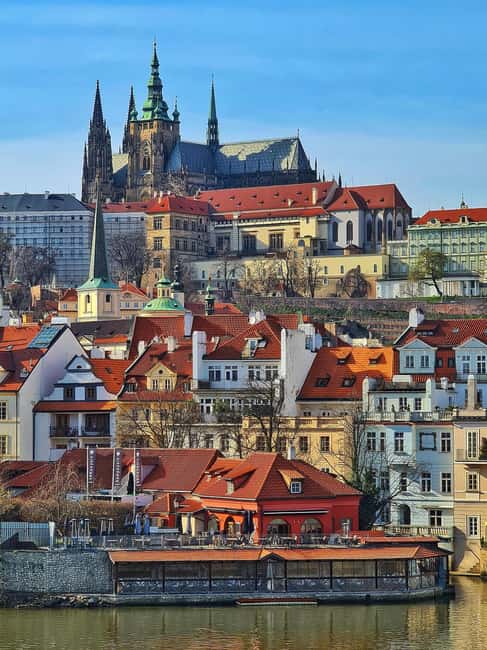 Prague after the sunset walking tour - Loreto Church and Prague Castle: what to notice in the short stops