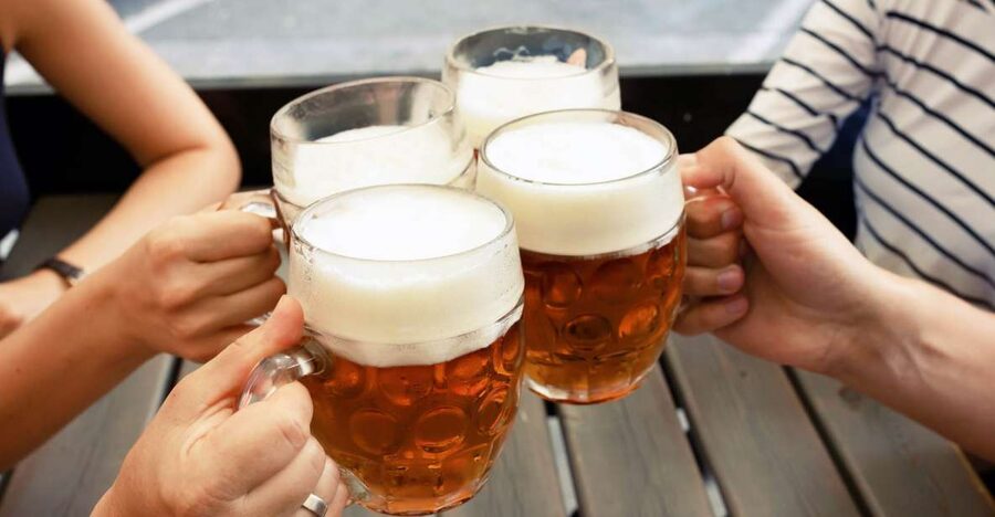 Prague: Afternoon Beer Cruise with Drinks Included - Key points to know before you board