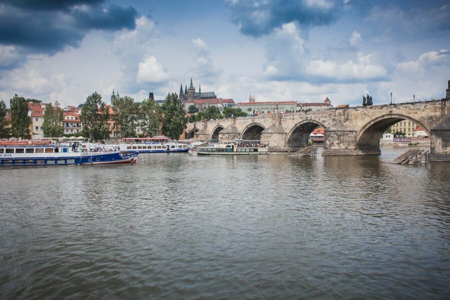 Prague: Afternoon Beer Cruise with Drinks Included - The route at a glance: what you see from each river stop