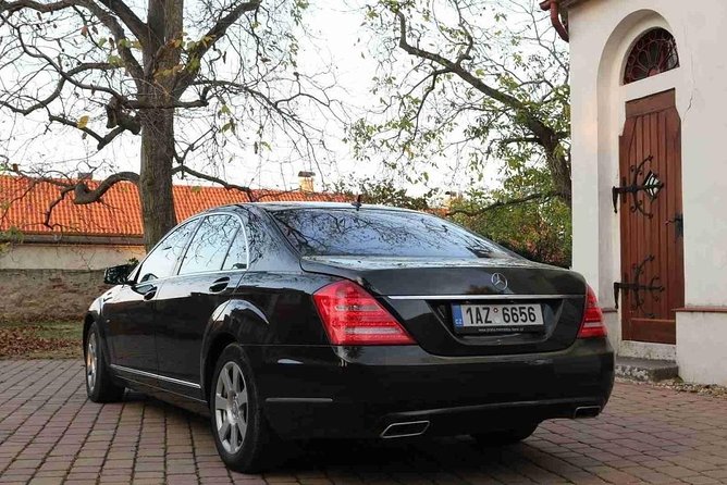 Prague airport luxury transfer by a Mercedes Benz S class - Door-to-door drop offs for hotels, addresses, and points of interest