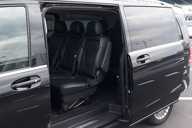 Prague Airport Private Arrival Transfer - Which Vehicle You Get, Car vs Minibus, for 1 to 6 People