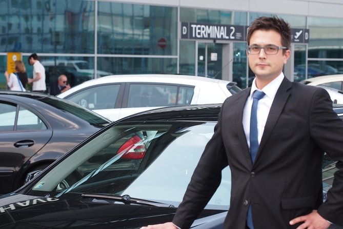 Prague Airport Shared Arrival Transfer - What the Service Gets Right, Based on Consistent Feedback