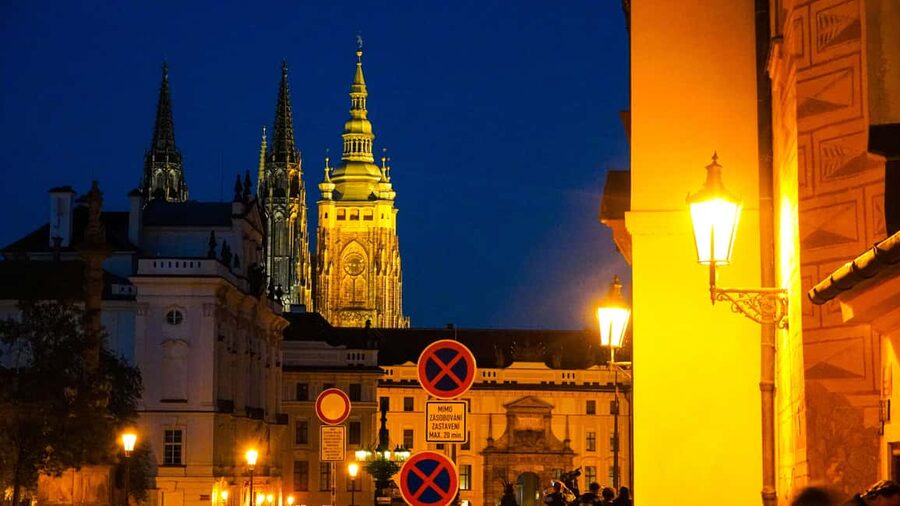 Prague: Alchemy, Legends & Ghosts Tales of Malá Strana - Castle District and Prague Lesser Town (30 minutes each): how the route tightens