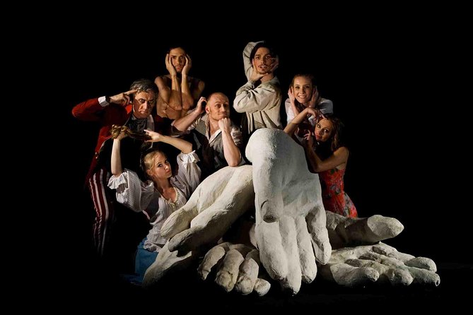 Prague 'Antologia' Black Light Show by Black Light Theatre Srnec - How the silent, non-verbal format makes it family-friendly