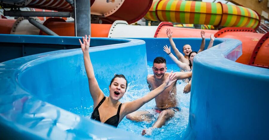 Prague: Aquapalace Indoor/Outdoor Water Park Ticket - Getting to Aquapalace Prague from Metro C, in plain terms