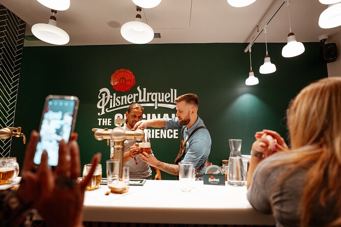 Prague Beer Pouring Class at Pilsner Urquell - Stop 1 in Prague: Mastering Hladinka, Šnyt, and Mlíko Through Foam