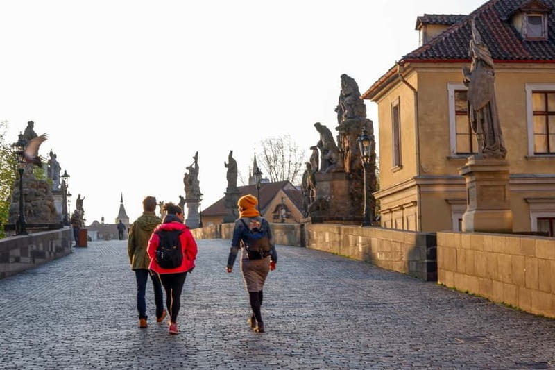 Prague: Before the Crowd Sunrise Tour & Breakfast - Old Town Square and the Astronomical Clock at Dawn