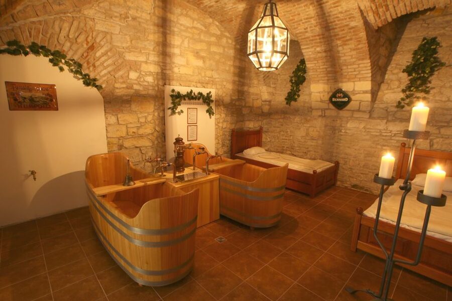 Prague: Bernard Beer Spa with Beer and Massage Option - Key things to know before your Prague Bernard Beer Spa session