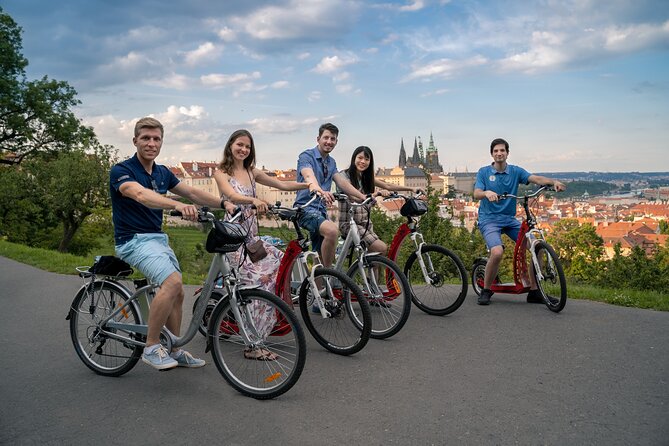 Prague Bike Tour - Where you meet, what you get, and how the tour starts