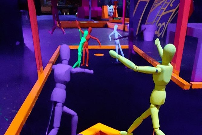Prague Black Light Mini Golf and Games with free Drinks - The mini golf course: 18 holes under UV light