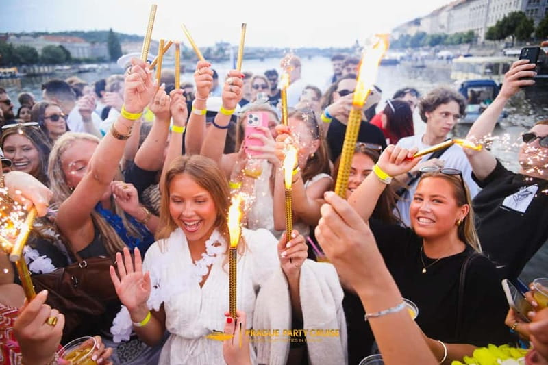 Prague : Boat Party with Afterparty at EPIC - Key things to know before you go