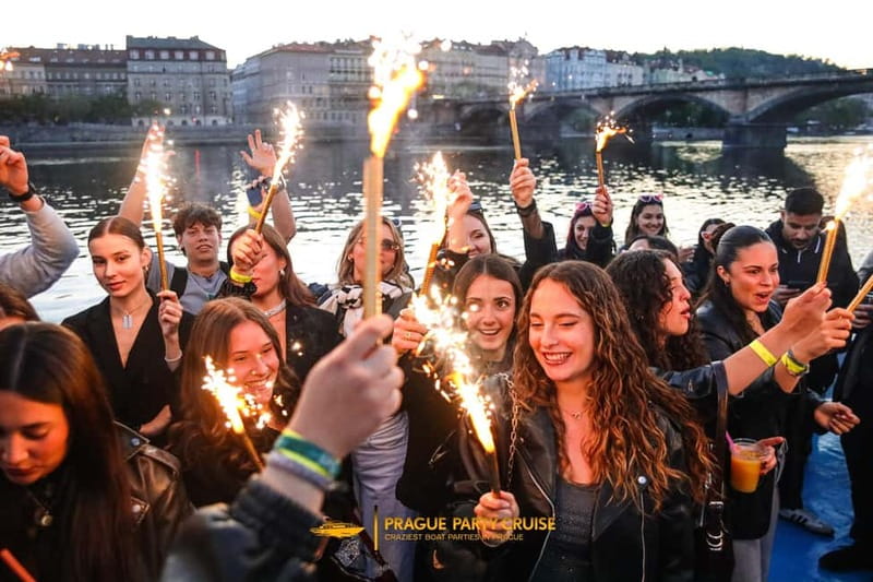Prague : Boat Party with Afterparty at EPIC - The guides: why Bastian and Ahmed keep showing up in the best moments
