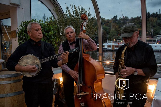 Prague Boats 3-hour Dinner Cruise - Value for $72.90: What You’re Really Buying