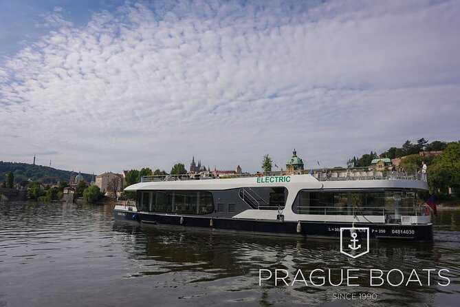 PRAGUE BOATS: 50-Minute Sightseeing Cruise - A 50-minute Vltava loop that hits Prague’s best picture spots