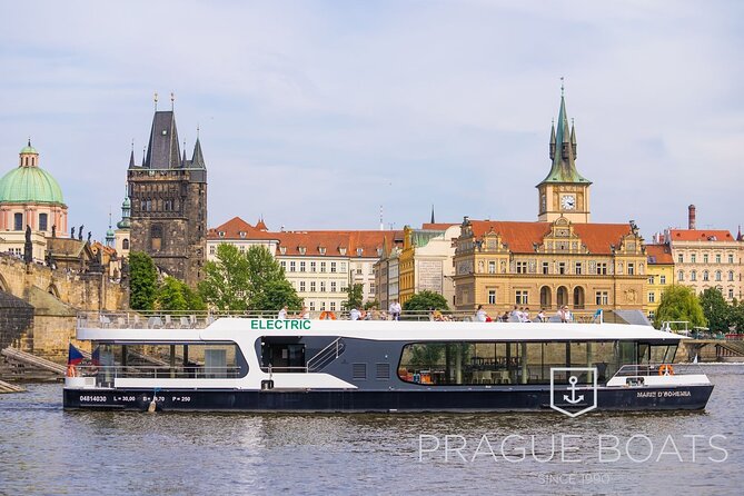 PRAGUE BOATS: 50-Minute Sightseeing Cruise - Price and value: what you really get for about $22