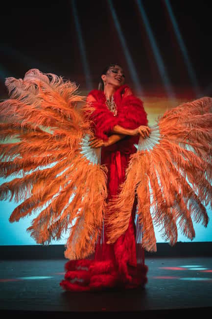 Prague:Breathtaking Cabaret Show with 4-Course Dinner Option - The Performers and Stunt Moments: Singers, Dancers, Projections, and Knife Throwing