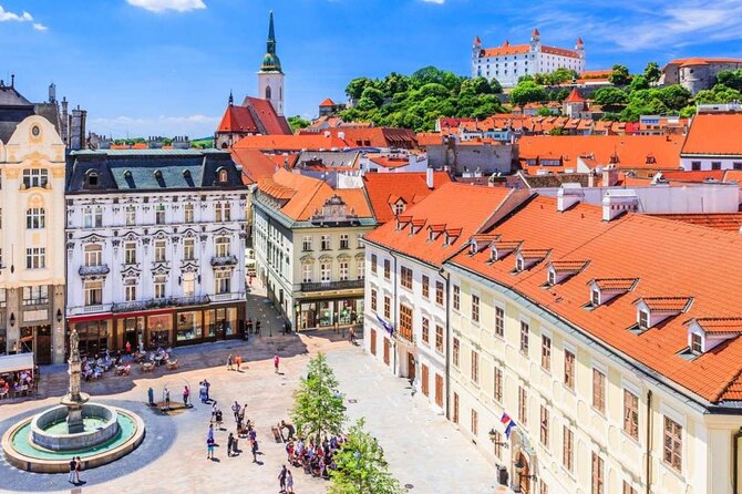 Prague-Budapest One-Way Sightseeing Day Tour - What the private guide actually changes