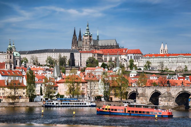 Prague: Bus Tour, Walking Tour, River Cruise and Lunch - Pacing, Language, and Comfort Notes so You Do Not Miss the Fun