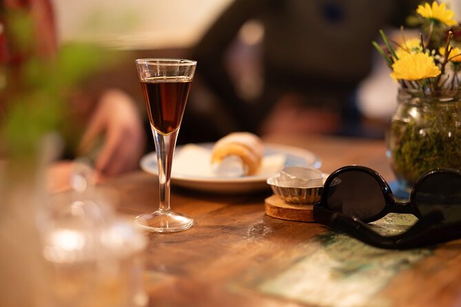 Prague by Night: Drinks & Food Tour with Eating Europe - Key highlights you should care about