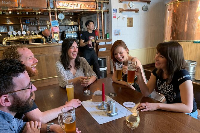 Prague Castle and Pubs Tour with Drinks Included - Stop 1: Malostranské náměstí to Your First Pub