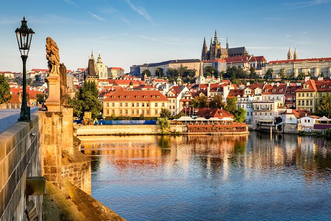 Prague Castle and St. Vitus Cathedral Private Walking Tour - Choosing 2-hour vs 3-hour vs 5-hour: what changes in real terms