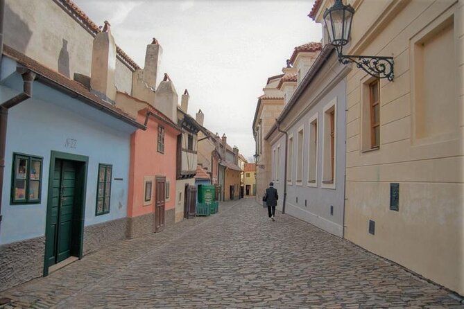 Prague Castle Audio Guide (no admission ticket included) - Should you book this Prague Castle audio guide?