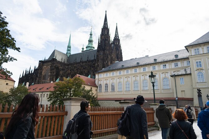 Prague: Castle Entry Ticket with Guide and River Cruise - Why the Guide Matters at Prague Castle (Tatiana, David, Sophia, and More)