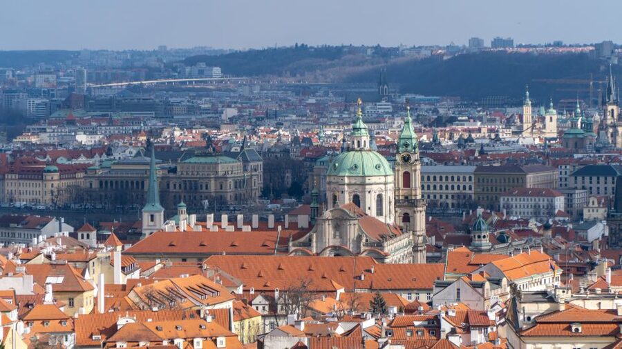 Prague: Castle Grounds & Highlights Walking Tour small-group - How the tour fits with optional circuit B tickets