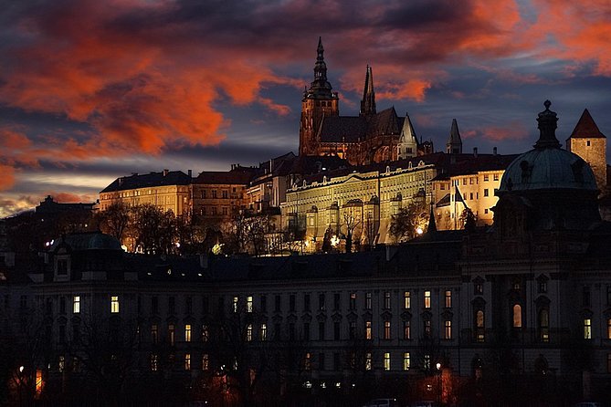 PRAGUE CASTLE: PRIVATE FAIRYTALE WALKING TOUR - Quick hits