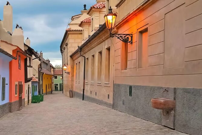 Prague Castle Skip-The-Line Ticket with Audio guide - Skip-The-Line Entry: What You Can Expect at the Gate