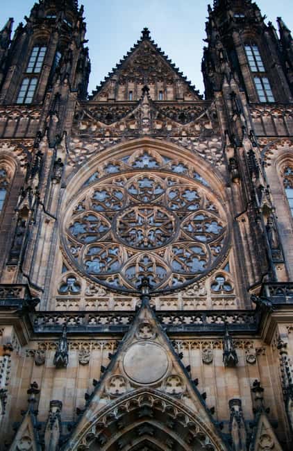 Prague Castle, St. Vitus Cathedral, Royal Palace, St. George's Basilica - Royal Palace walkthrough: crown jewels and the defenestration that lit a fuse