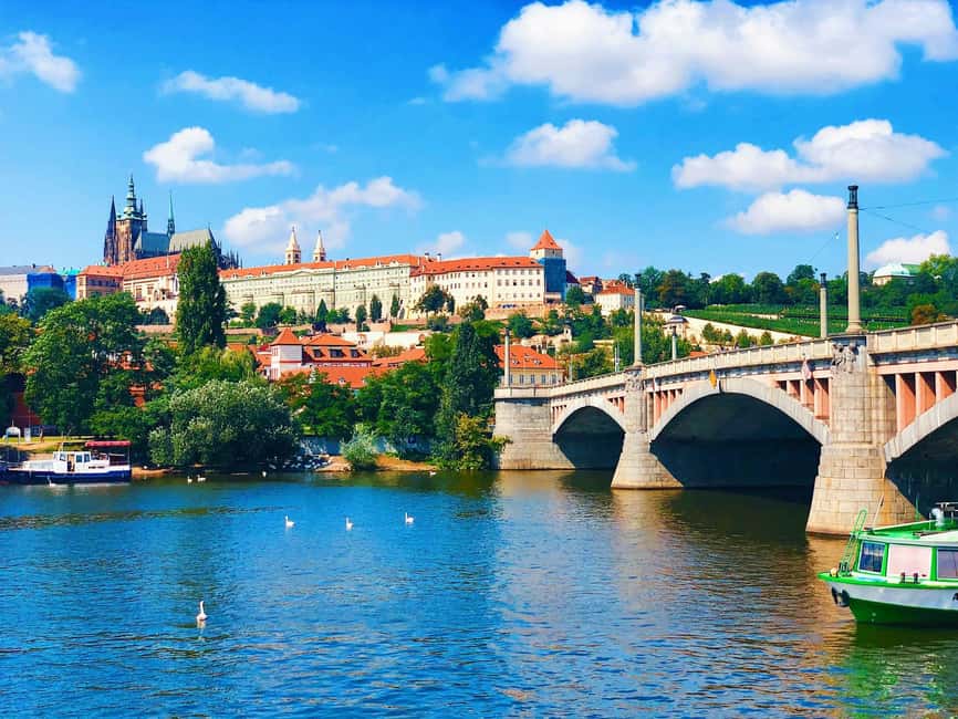 Prague Castle, St. Vitus Cathedral, Royal Palace, St. George's Basilica - Golden Lane at the end: Rudolf II’s experiments and Kafka’s address