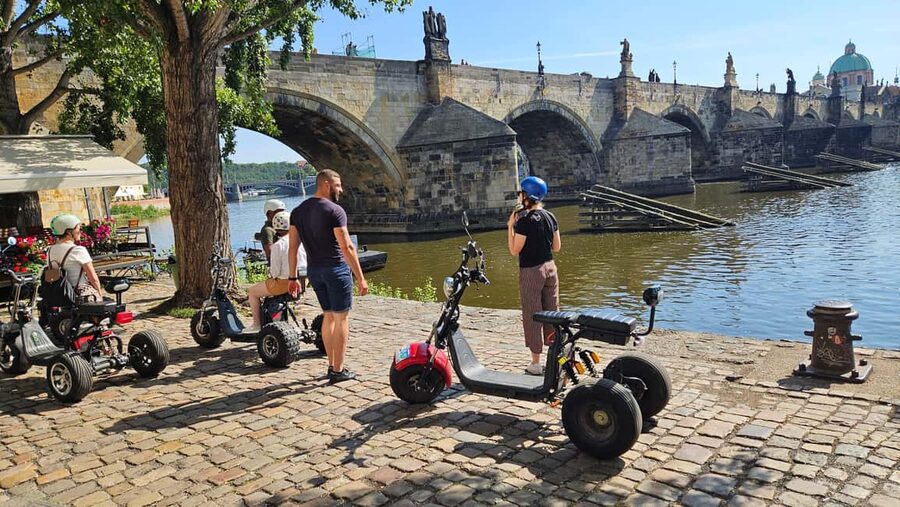 Prague: Castle Viewpoints & Charles Bridge Trike Tour - Letná Park and the Prague Giant Metronome: Panoramas Plus a Photo Stop