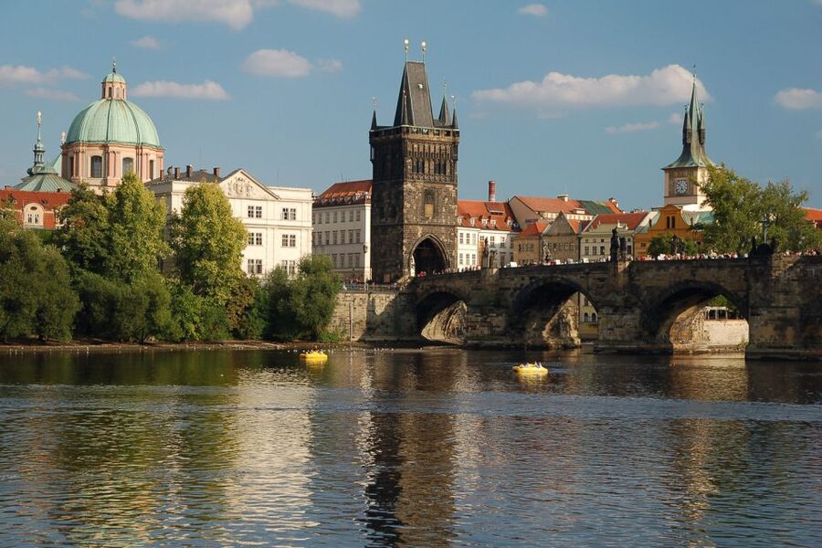 Prague: Charles Bridge Towers Combined Entry Ticket - Crowds, timing, and how to make it feel worth the money