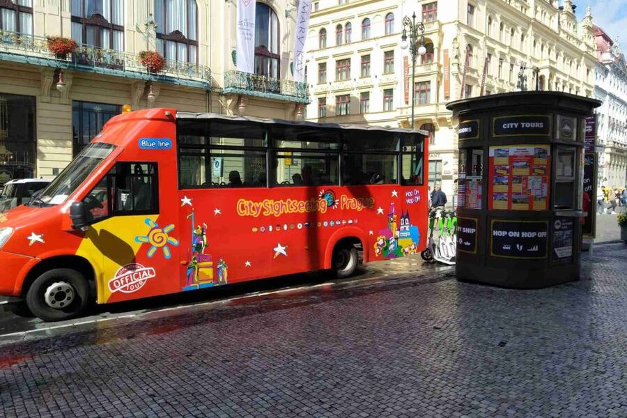 Prague: City Sightseeing HOHO Bus Tour & Optional Boat Tour - Getting Oriented at Namesti Republiky and Boarding Fast