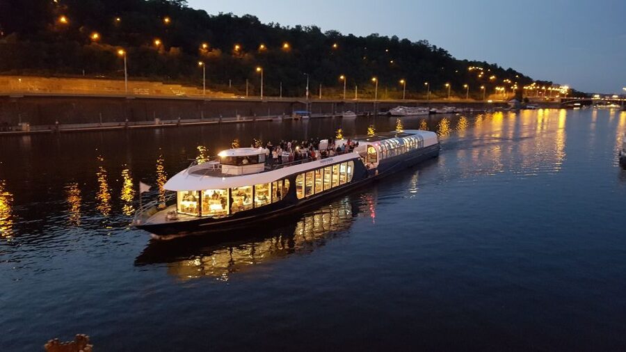 Prague: City Tour and Dinner Cruise with Hotel Pickup - Why Prague at Night Works So Well From the Vltava
