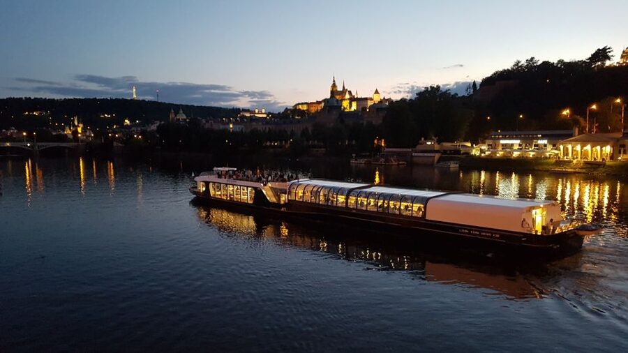 Prague: City Tour and Dinner Cruise with Hotel Pickup - Floodlit Sights You Will Actually See, From Castle to Vysehrad
