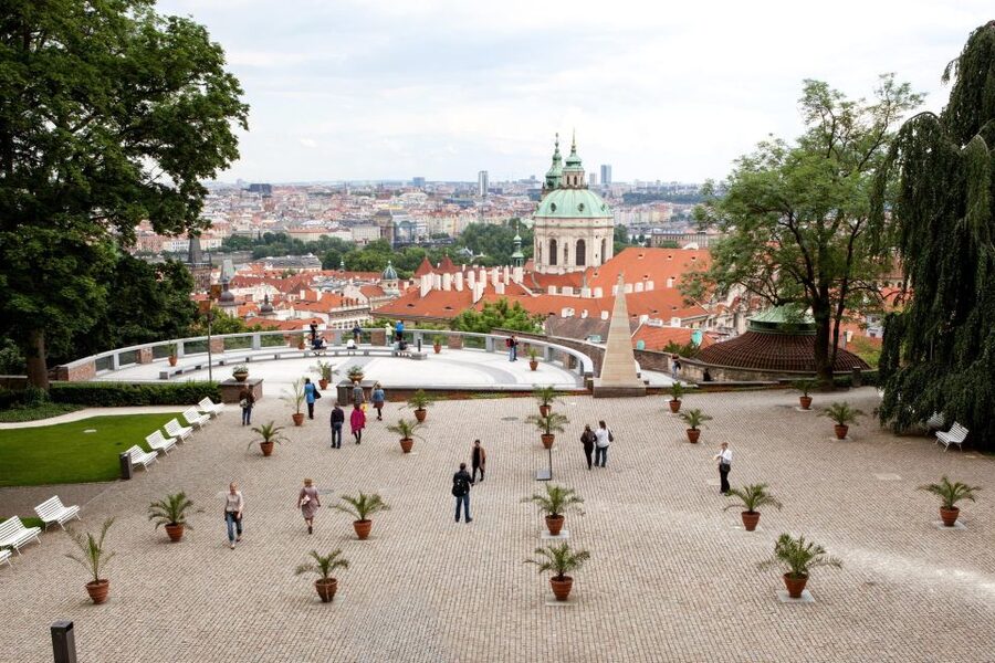 Prague City Tour with Vltava River Cruise - Minibus sightseeing: National Theatre, Rudolfinum, and synagogues