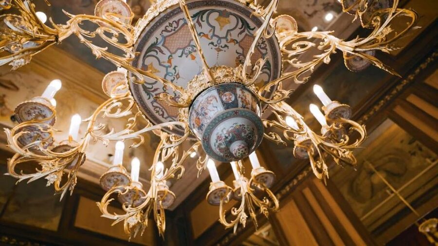Prague: Clam-Gallas Palace Entry Ticket with Audio Guide - Piano nobile in the west wing: ceremonial rooms with lived-in tweaks