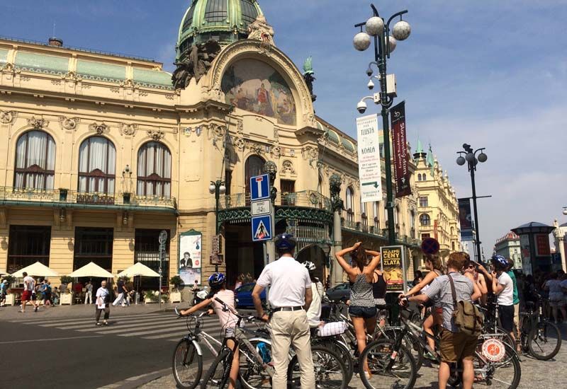 Prague: Classic City Bike Tour - Dancing House and Kampa Park: the stylish contrast you’ll remember