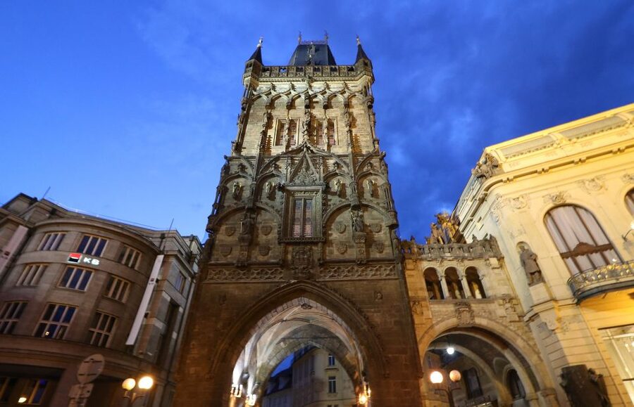Prague Complete Tour in Spanish & Lunch, Tickets - Lunch Break: A Typical Czech Meal, One Course Included