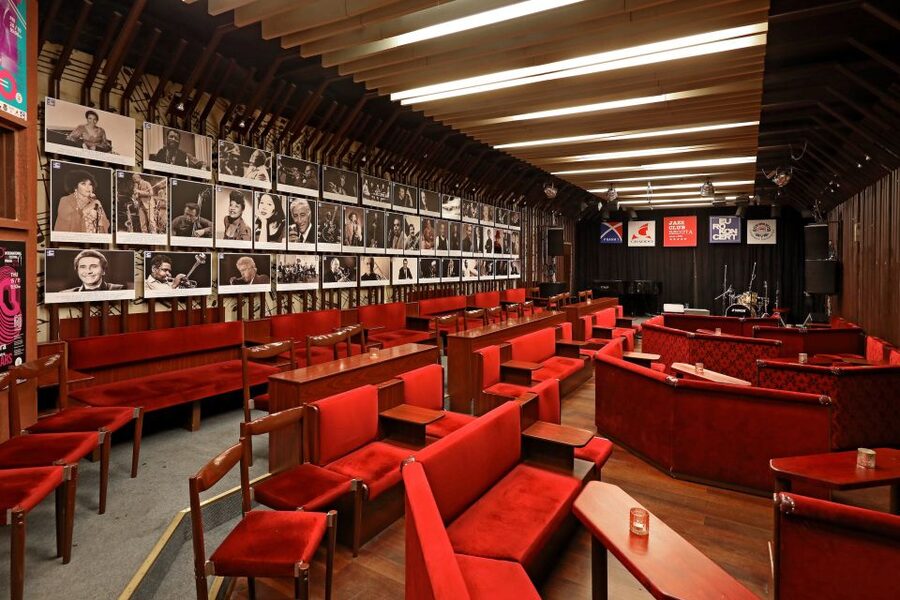 Prague: Concert at Reduta Jazz Club - Pre-show at the Saxophone Bar: what to do before the music starts