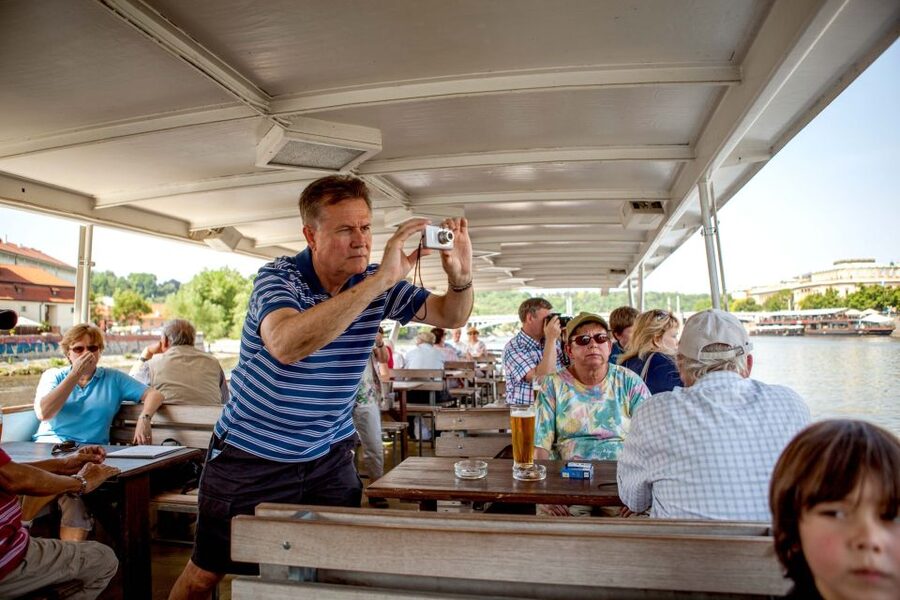 Prague Cruise: 1-Hour on the River Vltava - Onboard drinks and light refreshments, what not to expect