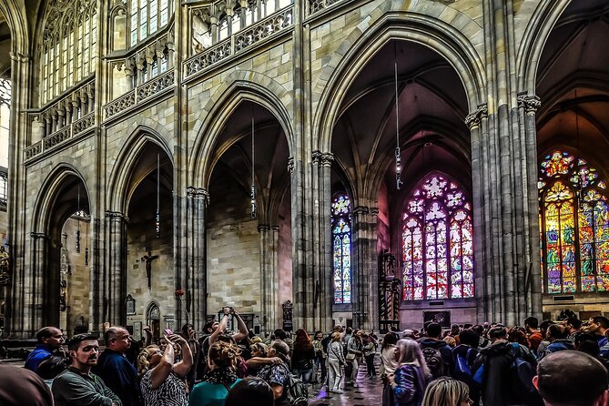 Prague DeLuxe Tour: Views, Hidden Gems, Tastings & River Cruise - Old Town treats, Charles Bridge atmosphere, and the self-guided finish