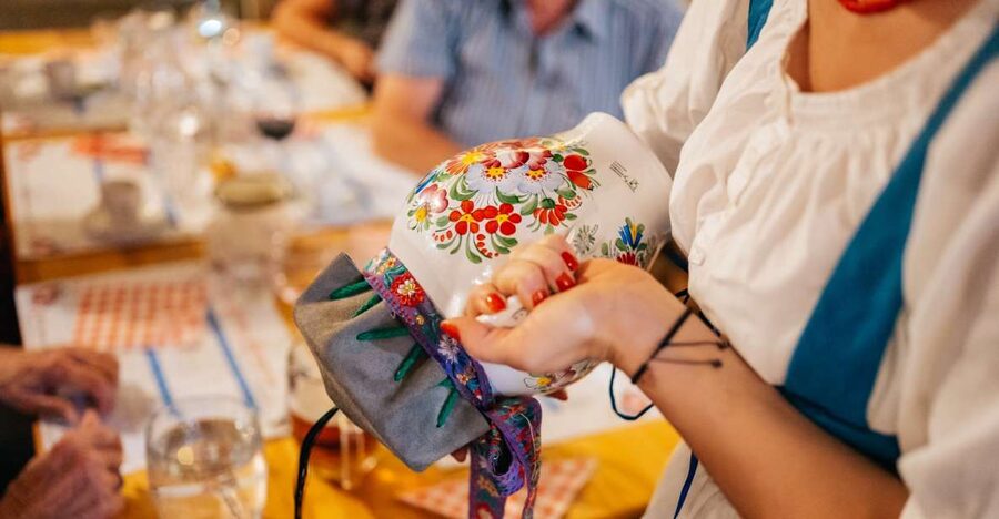 Prague: Dinner with Folk Show and Open Bar - English-speaking hosts, and why the dancing still works without words