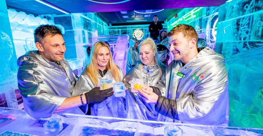 Prague: Entry ticket to Ice Pub Prague with Nightclub Option - Thermal jacket and gloves: how to stay comfortable in an ice bar